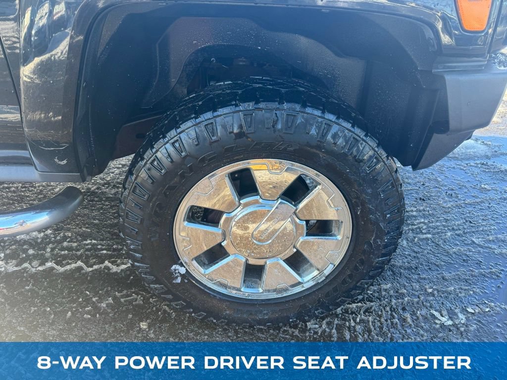 Used 2007 HUMMER H3 AWD/4WD image 12