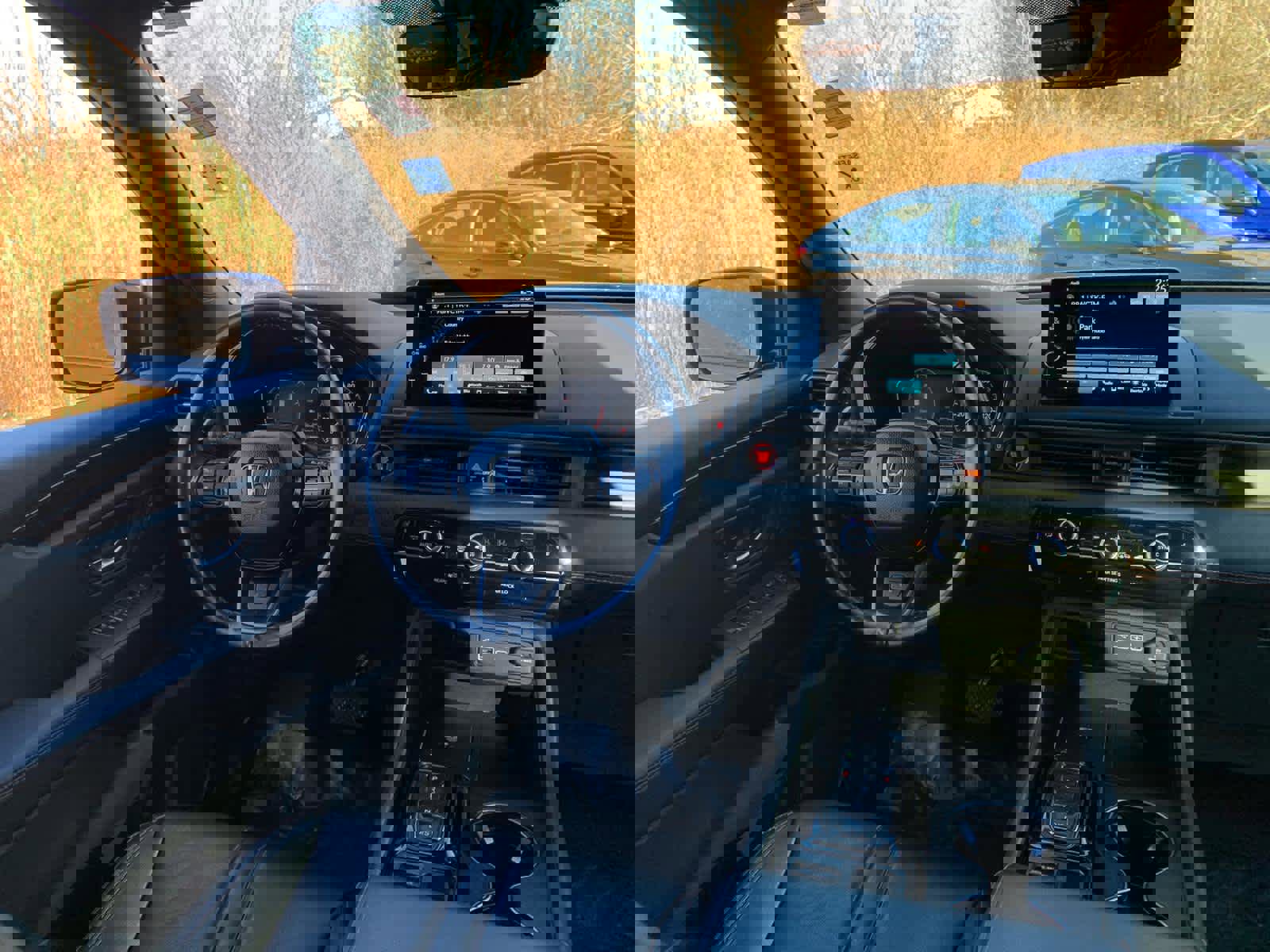 Used 2025 Honda Pilot TrailSport image 35