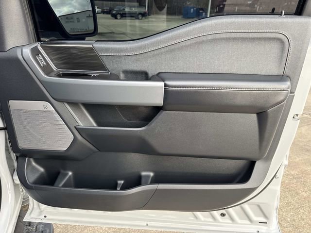 Used 2024 Ford F150 Lightning Lariat image 16