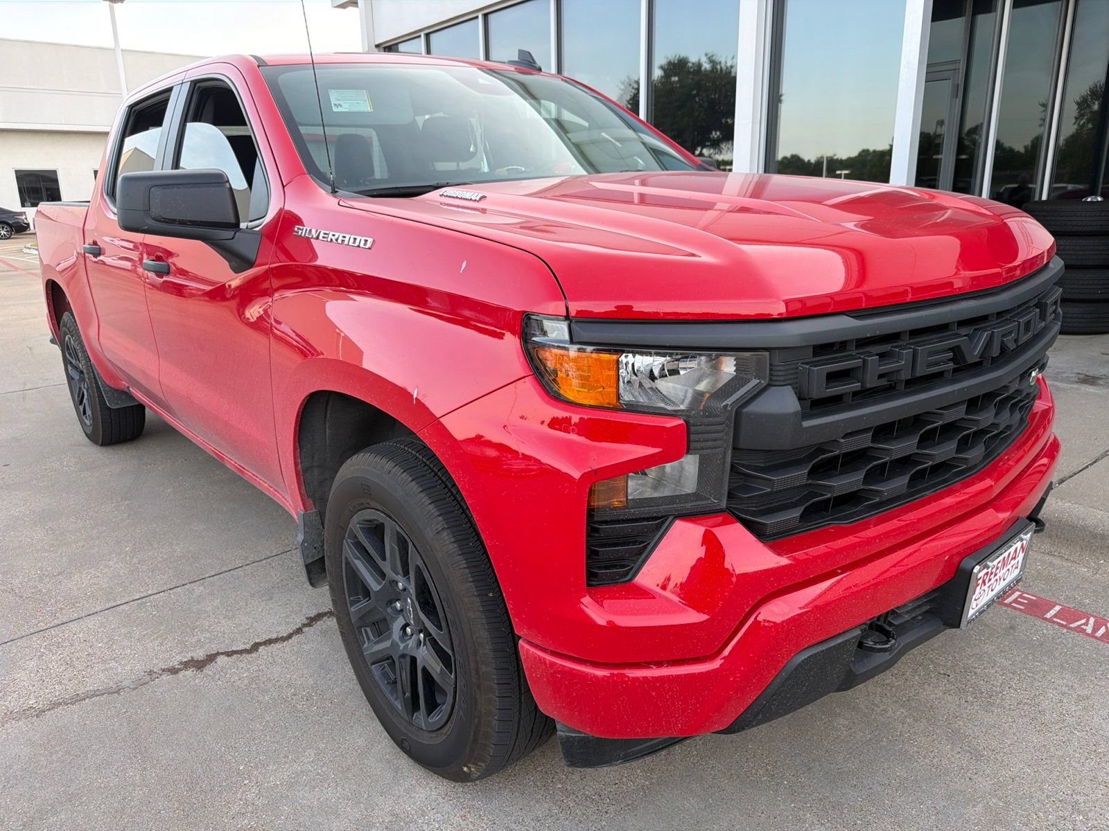 Used 2026 Chevrolet Silverado 1500 Custom RWD image 4