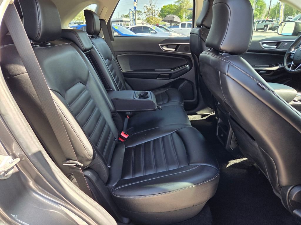 Used 2022 Ford Edge SEL image 13