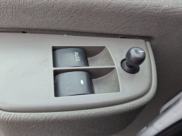 Used 2023 Chevrolet Express 3500 LS image 27