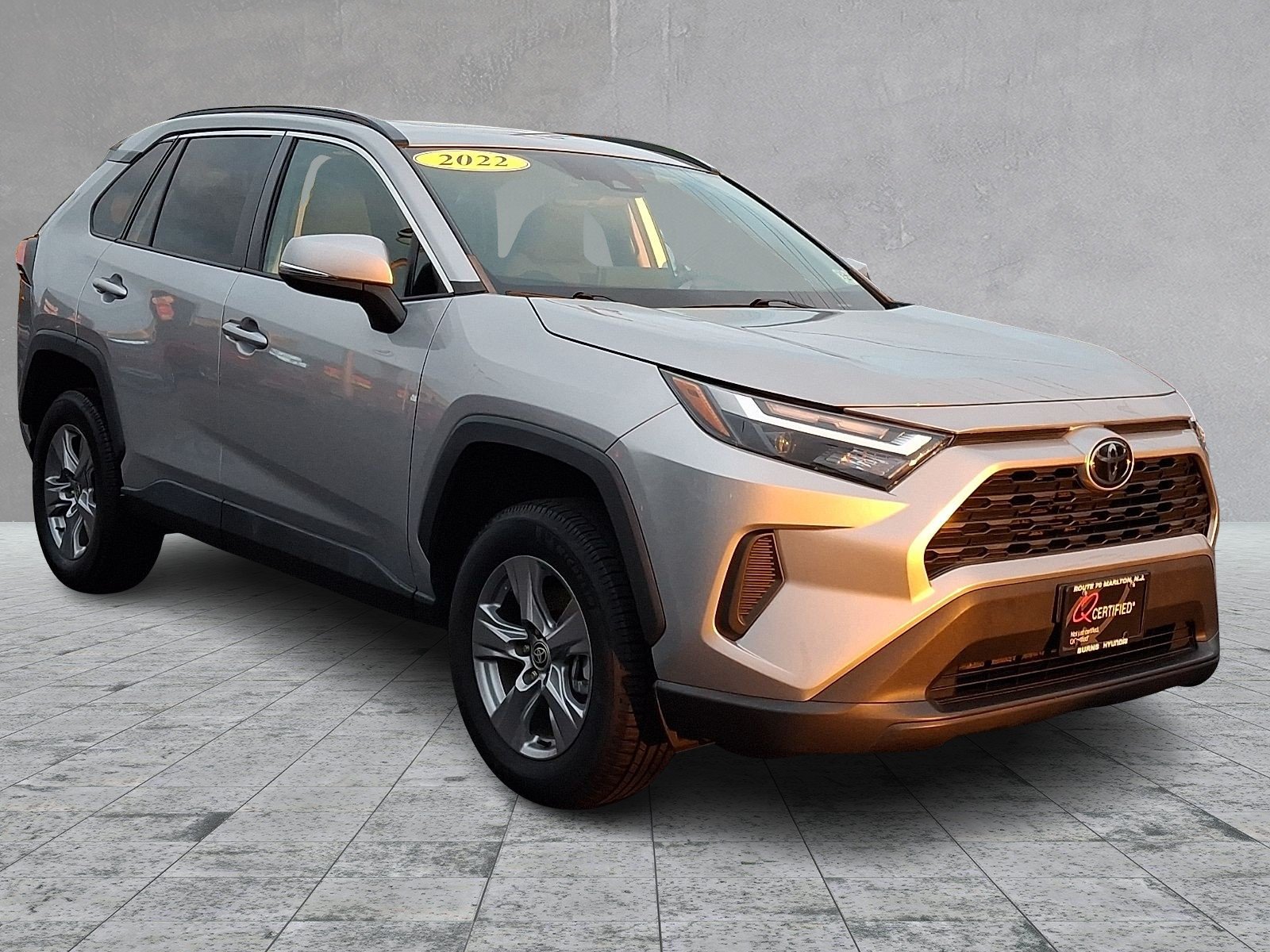 Used 2022 Toyota RAV4 XLE w/ Convenience Package AWD/4WD image 3
