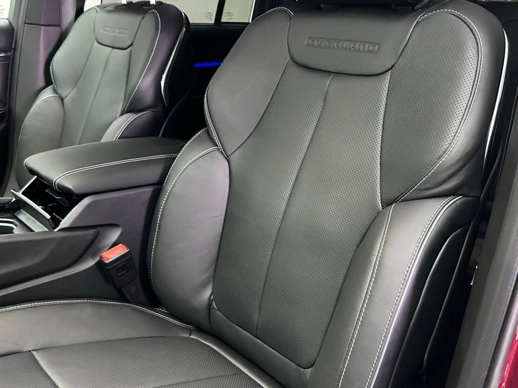 New 2025 Jeep Grand Cherokee Overland w/ Adv Protech Group III image 18