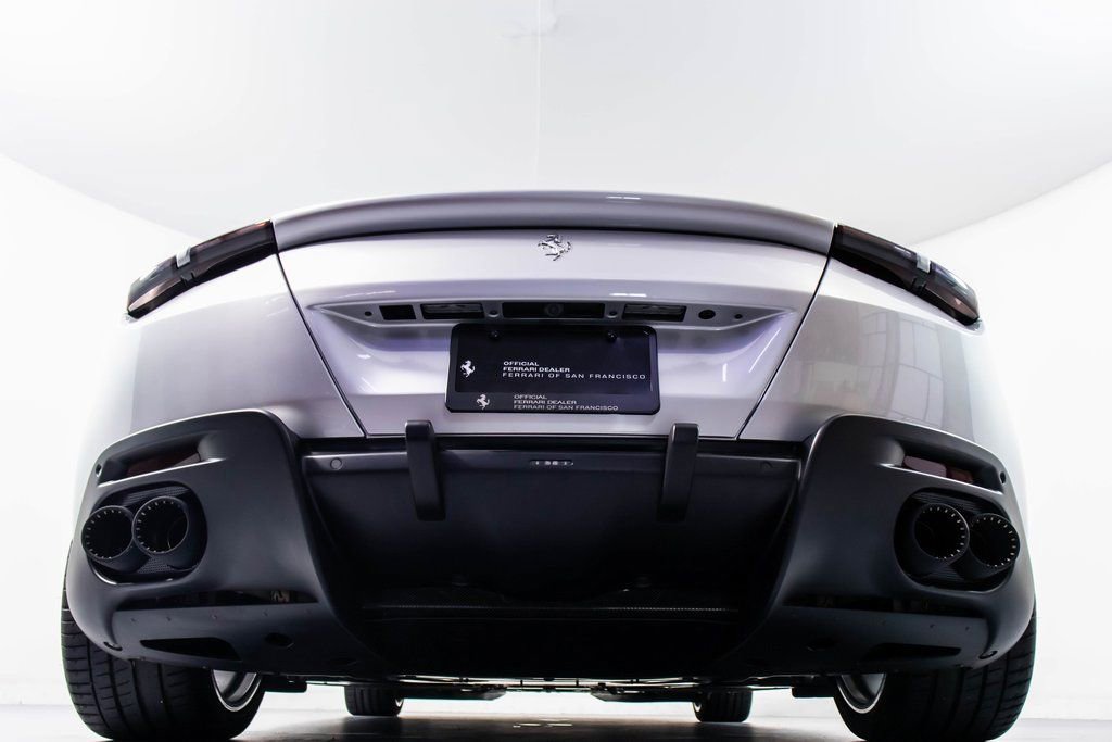 Certified 2025 Ferrari Roma Spider image 23