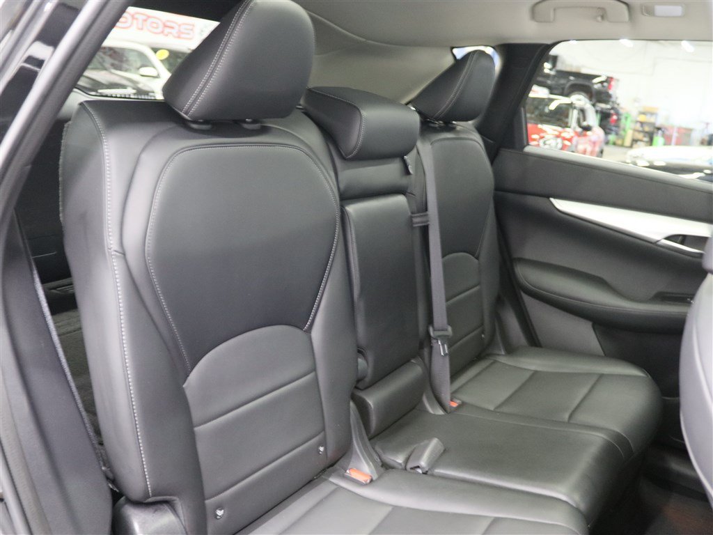 Used 2020 INFINITI QX50 Luxe w/ Cargo Package AWD/4WD image 21