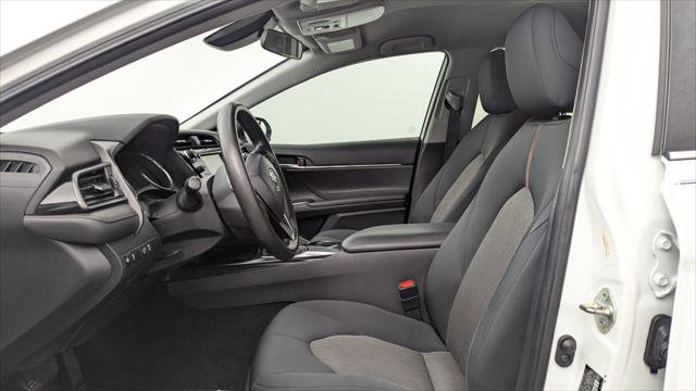 Used 2020 Toyota Camry LE FWD image 14