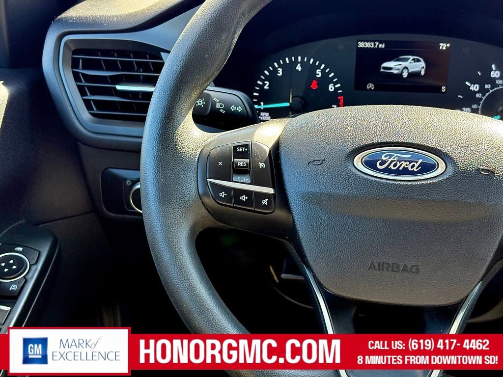 Used 2022 Ford Escape SE image 24