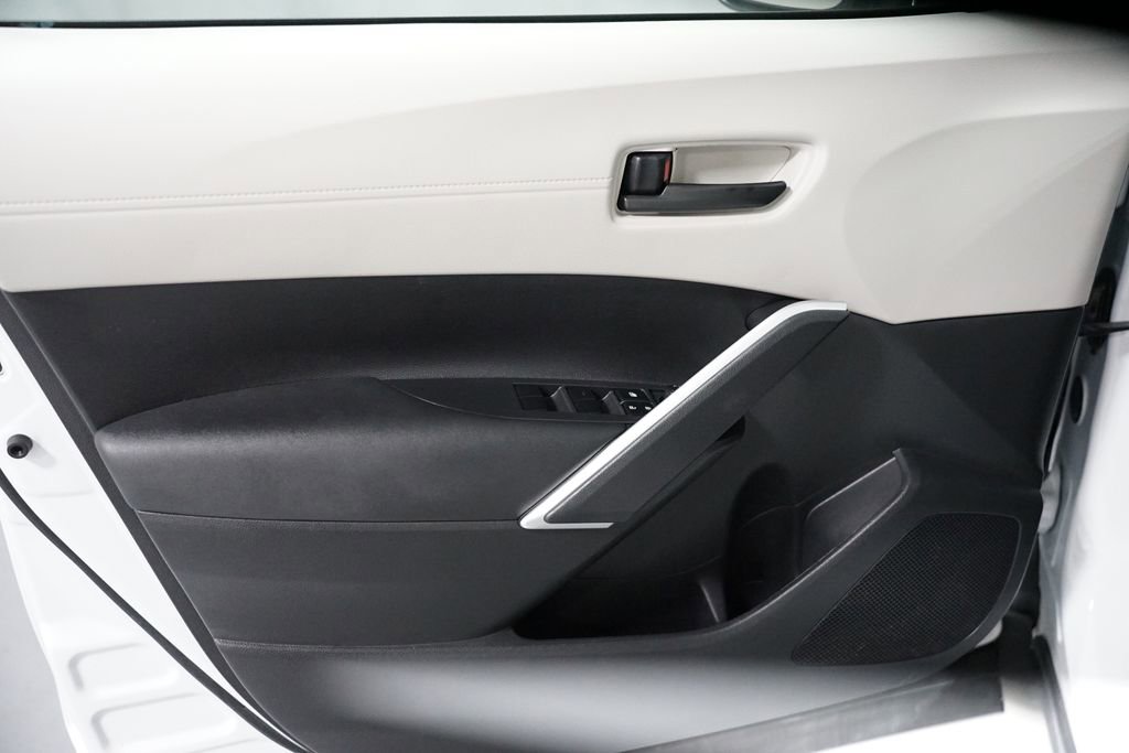 Certified 2023 Toyota Corolla Cross LE FWD image 29