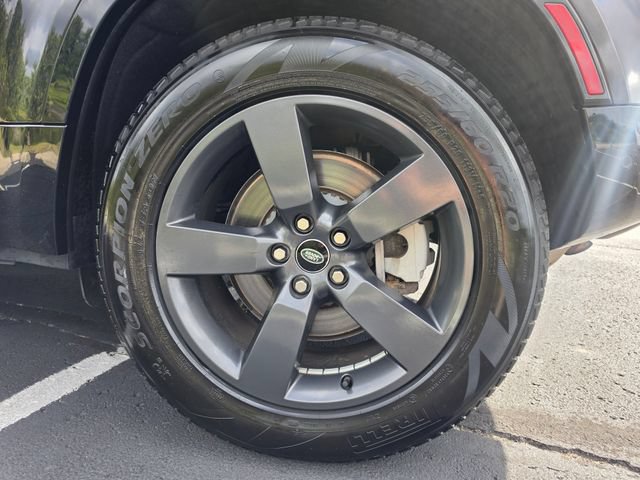 Used 2022 Land Rover Defender 110 X-Dynamic HSE AWD/4WD image 12