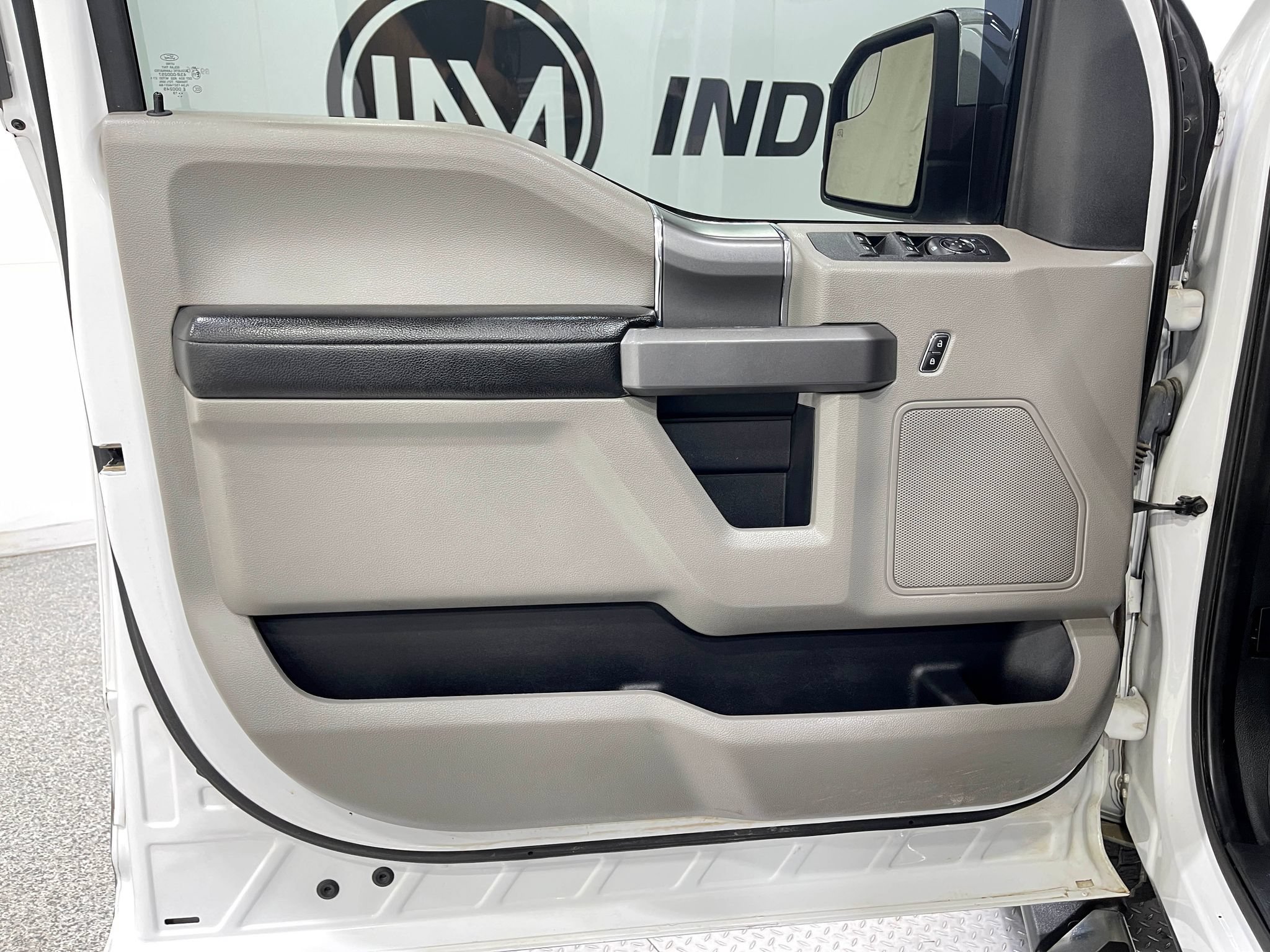 Used 2019 Ford F150 XLT w/ Equipment Group 302A Luxury AWD/4WD image 14