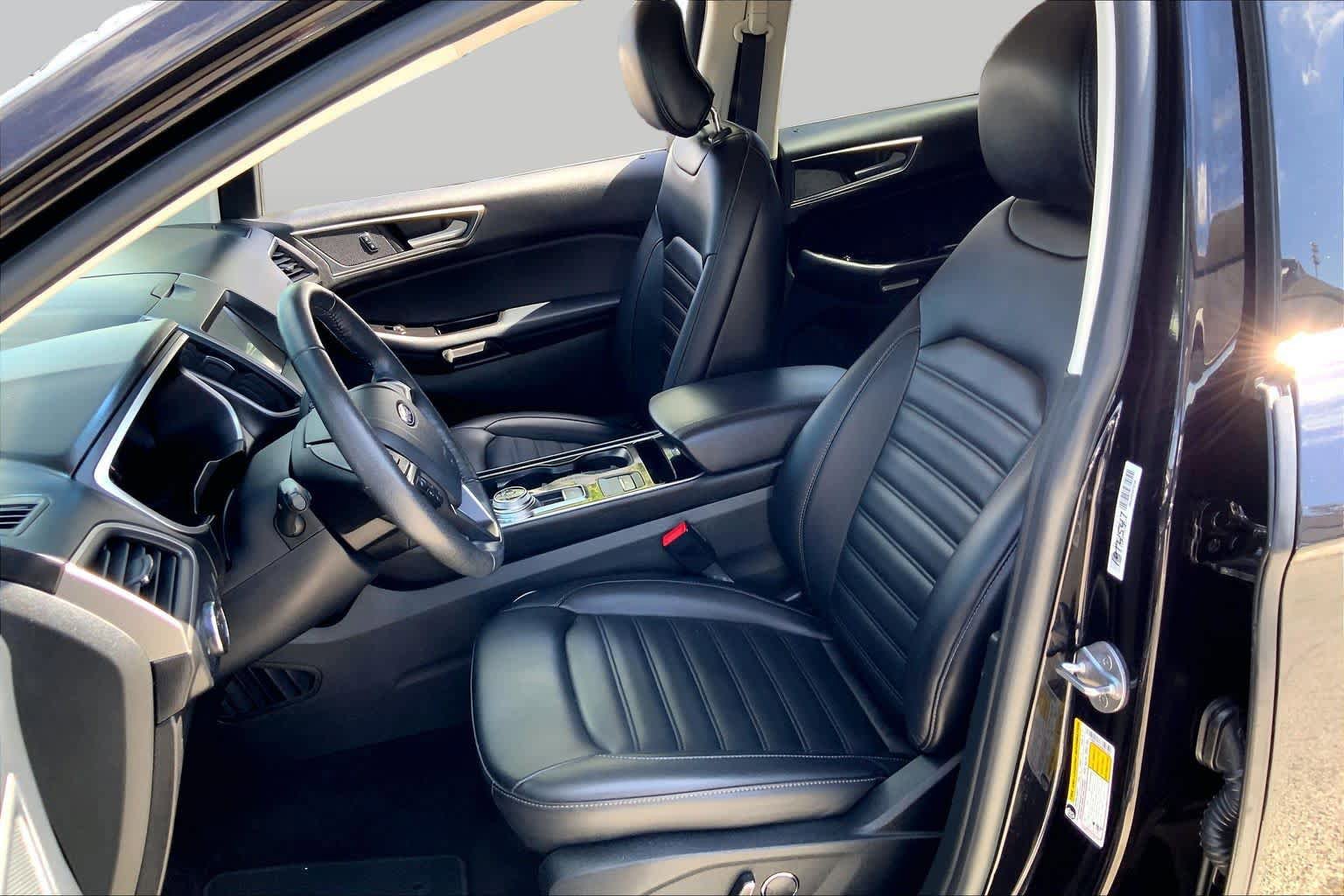 Used 2019 Ford Edge SEL w/ Equipment Group 201A FWD image 8