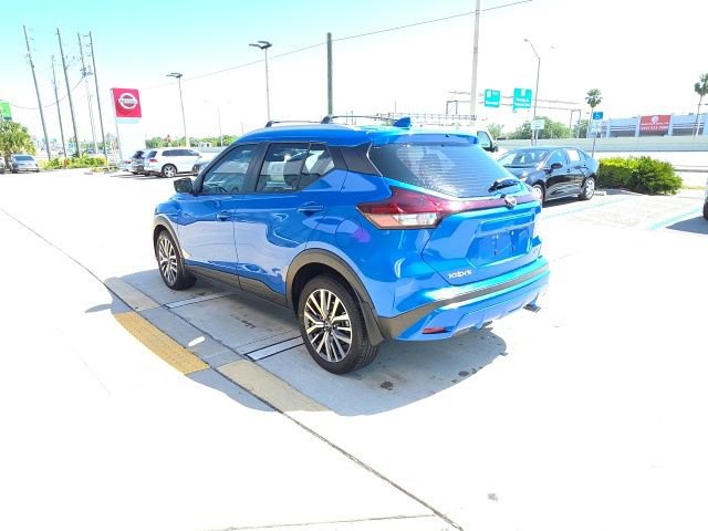 Used 2024 Nissan Kicks SV w/ Interior Electronics Package FWD image 6