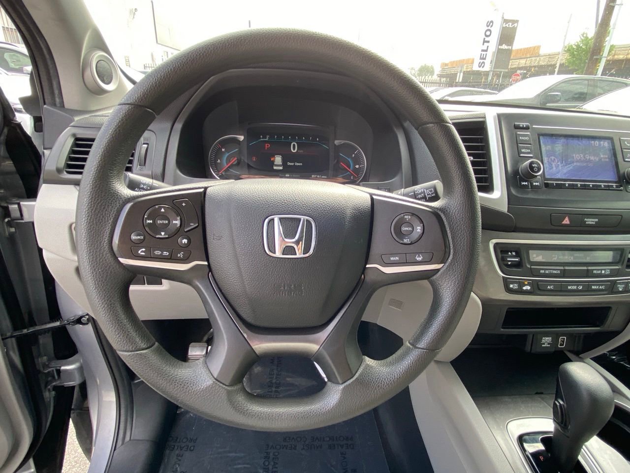 Used 2020 Honda Pilot LX image 16