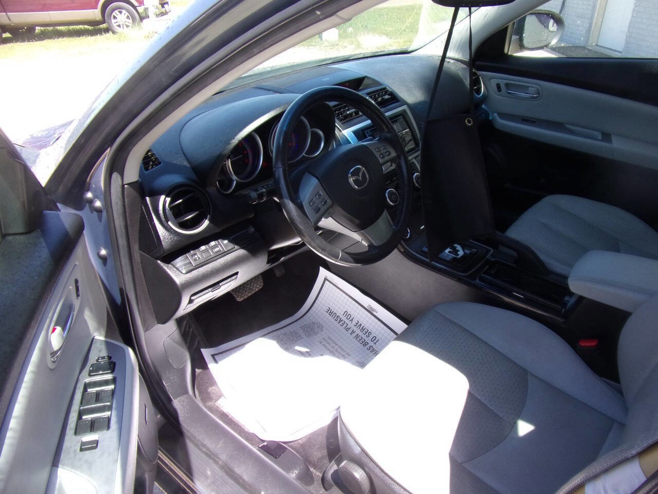 Used 2009 MAZDA MAZDA6 i Grand Touring w/ Moonroof & Bose Pkg FWD image 3