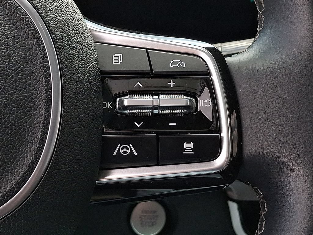 Certified 2025 Kia Sorento X-Line EX AWD/4WD image 18