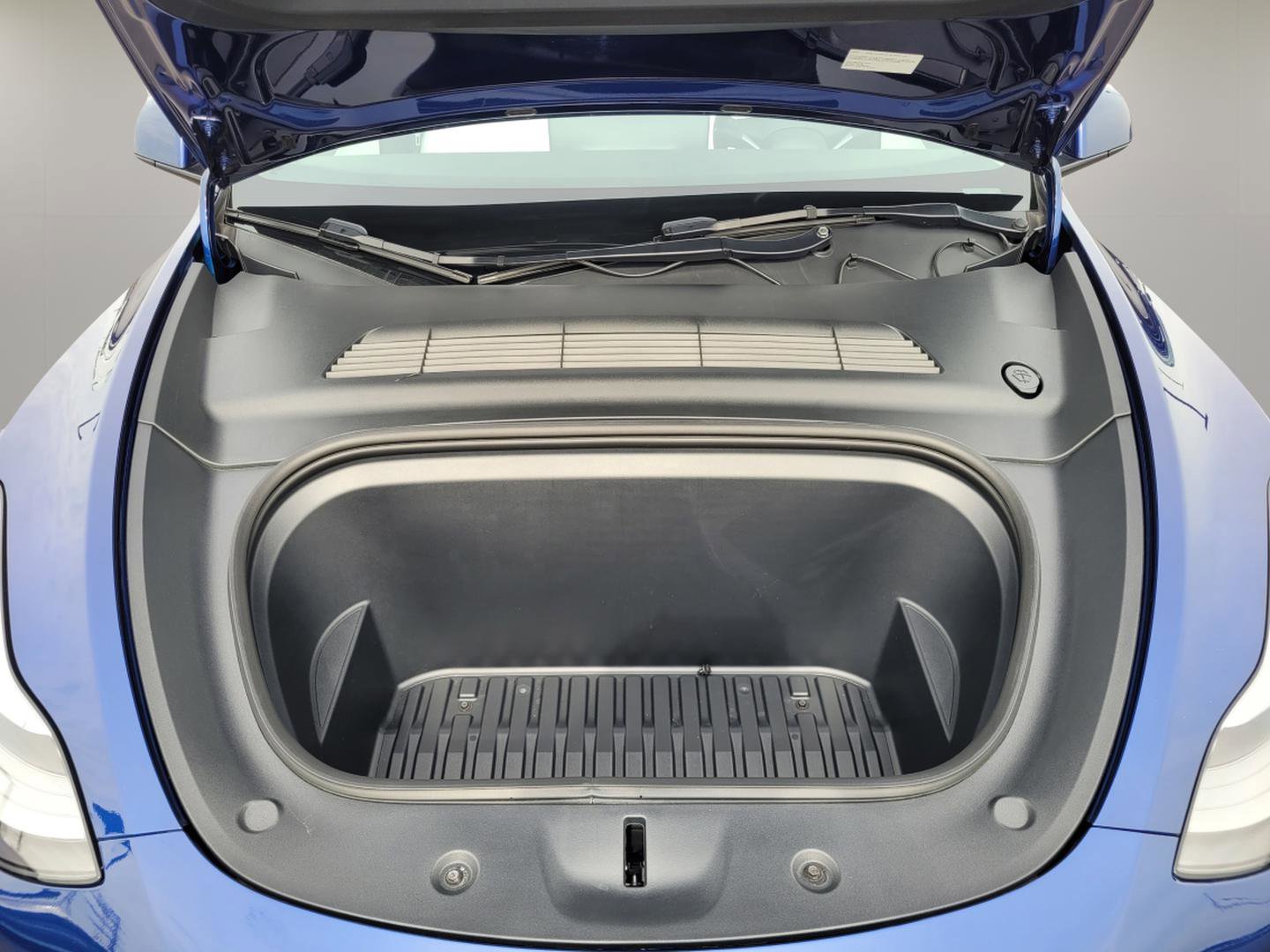 Used 2022 Tesla Model Y Performance image 23