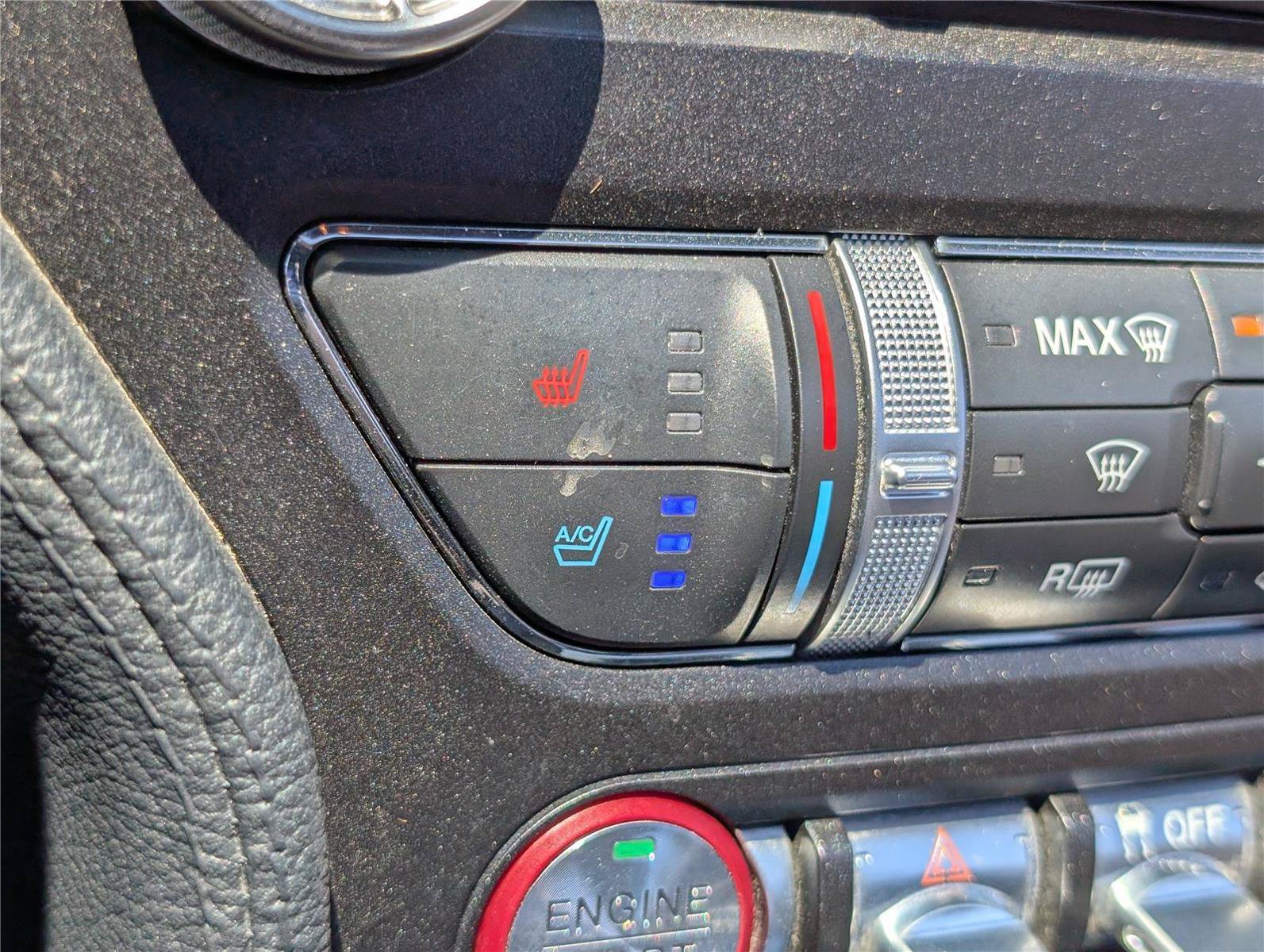 Used 2019 Ford Mustang GT Premium w/ Equipment Group 401A RWD image 25