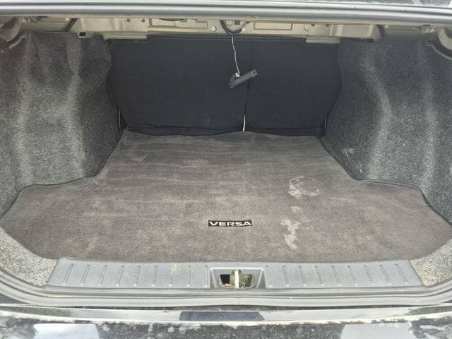 Used 2020 Nissan Versa SV FWD image 23