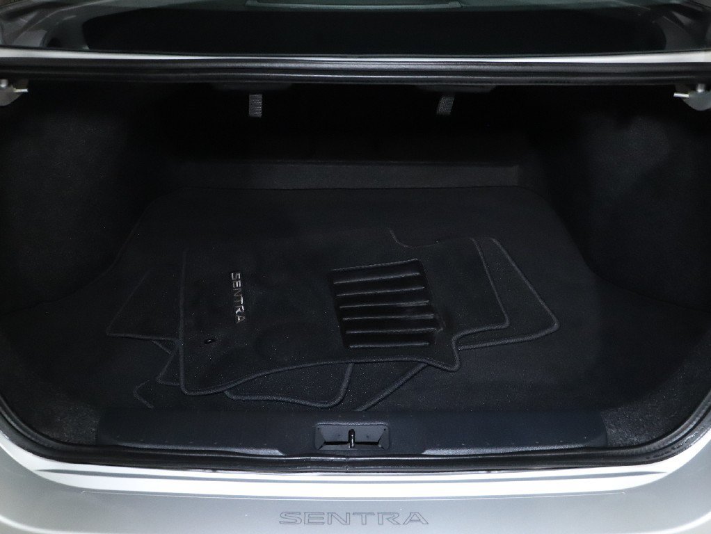 Certified 2022 Nissan Sentra SV w/ Trunk Package FWD image 30