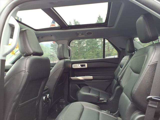 Used 2023 Ford Explorer Limited w/ Limited Technology Package AWD/4WD image 10