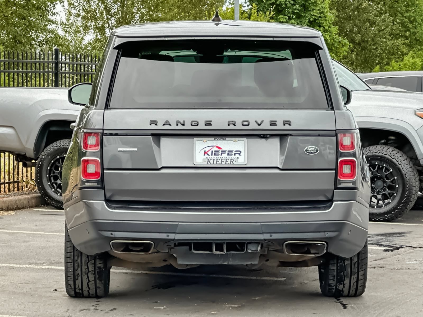 Used 2018 Land Rover Range Rover Long Wheelbase Supercharged AWD/4WD image 4