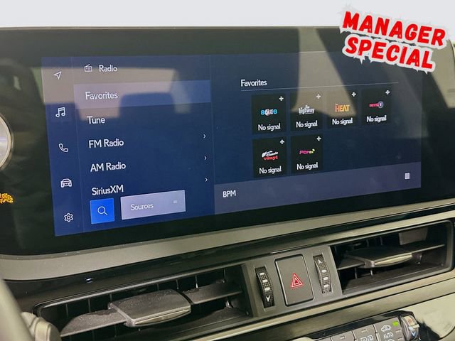 Used 2024 Lexus ES 300h w/ Premium Package image 15