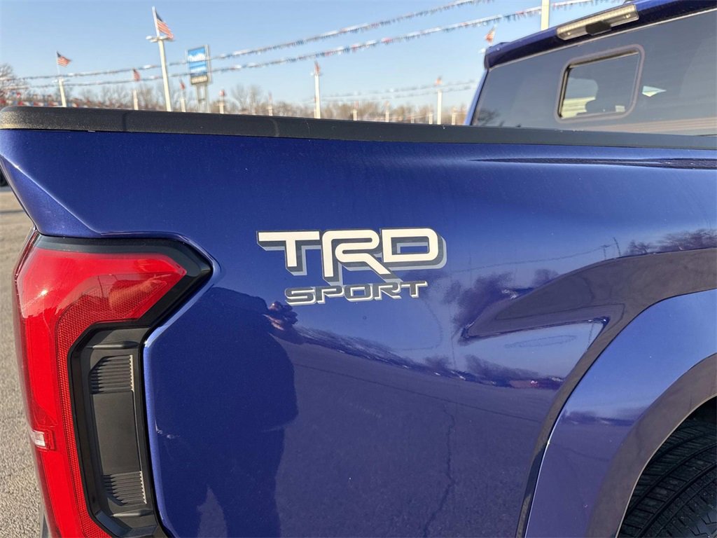Used 2024 Toyota Tacoma TRD Sport image 7