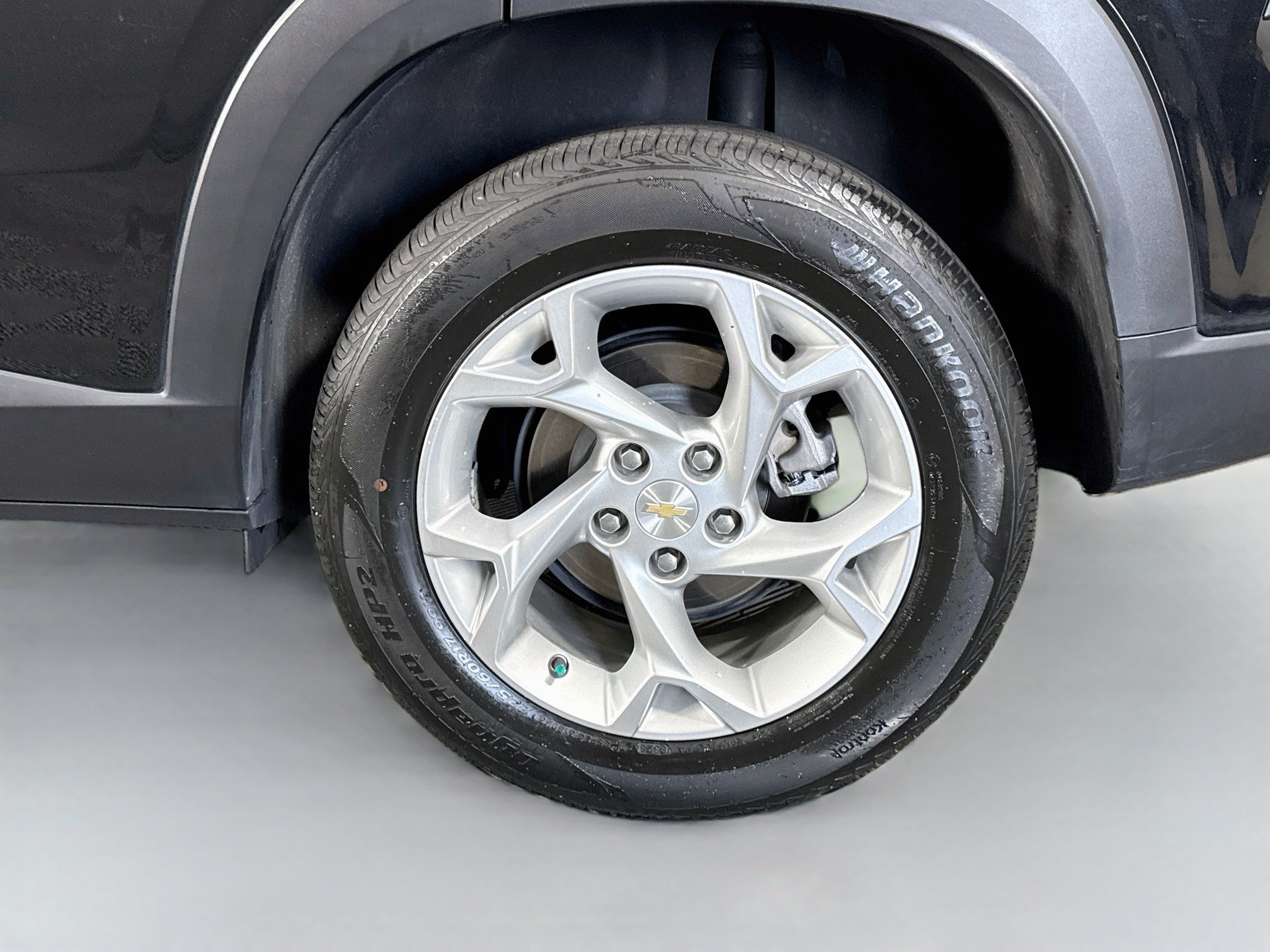 Used 2024 Chevrolet Trax LS w/ LS Convenience Package FWD image 36