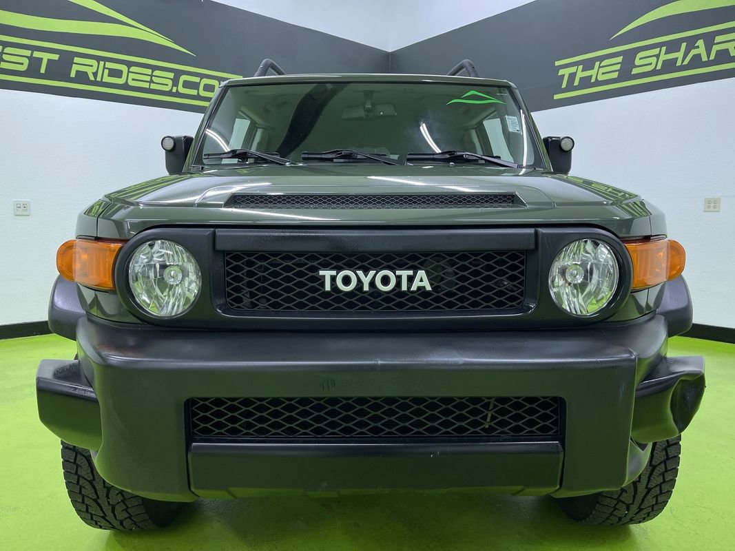 Used 2011 Toyota FJ Cruiser 4WD w/ Trail Teams Special Edition image 3