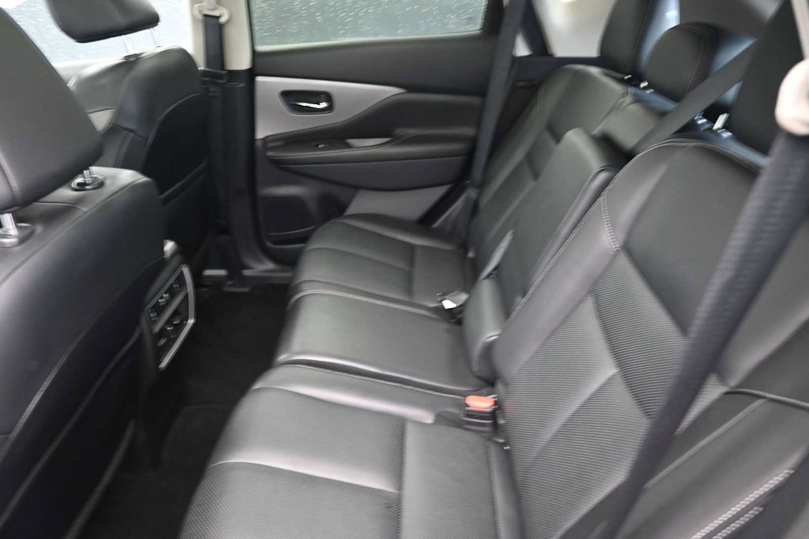 Used 2020 Nissan Murano SL w/ Moonroof Package AWD/4WD image 25