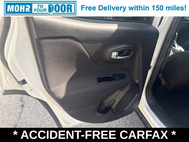 Used 2021 Jeep Renegade Latitude AWD/4WD image 13