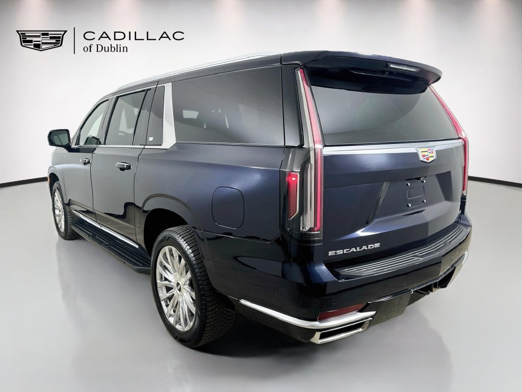 Used 2023 Cadillac Escalade ESV Premium Luxury AWD/4WD image 7
