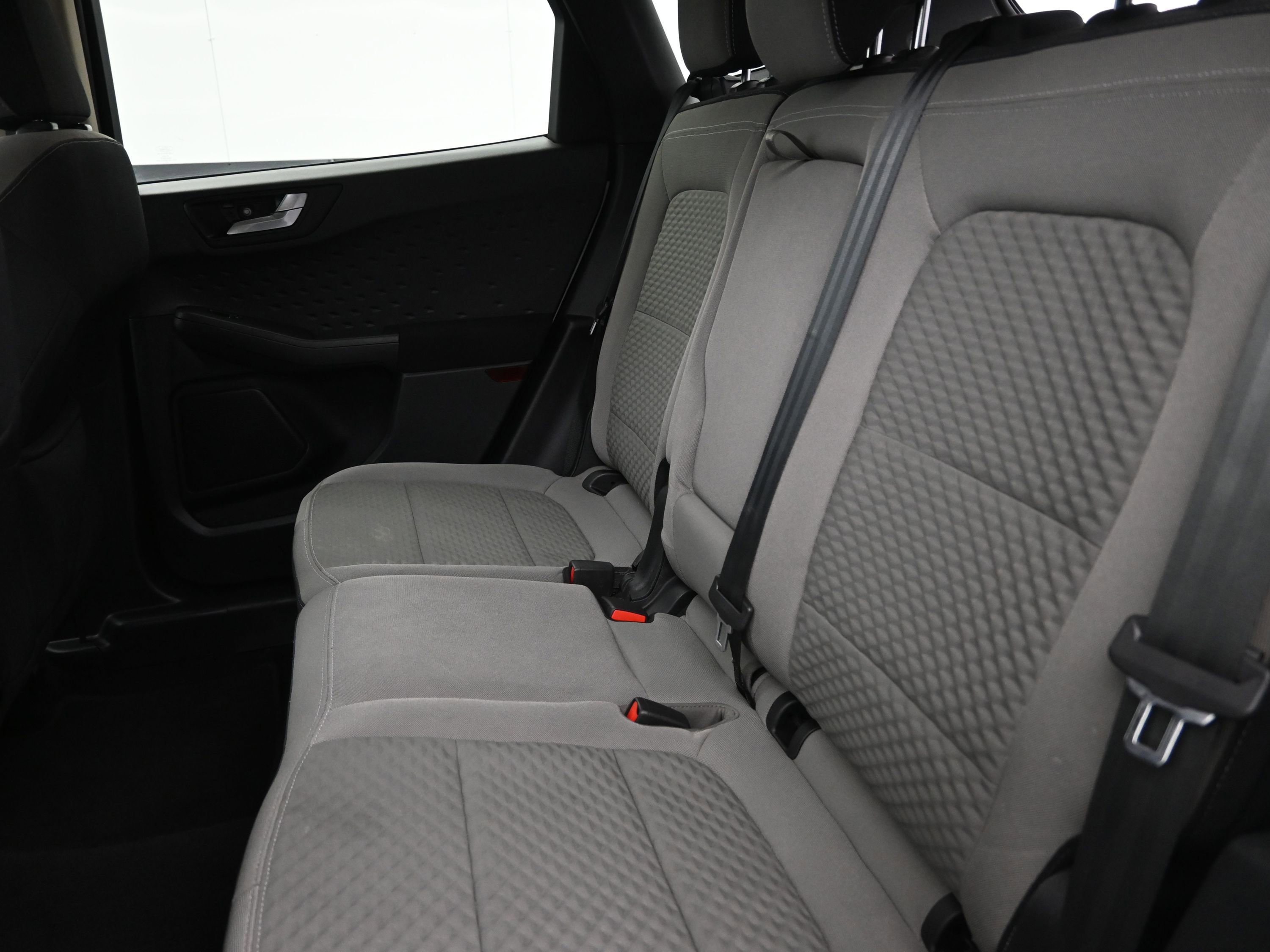 Used 2020 Ford Escape SE image 23