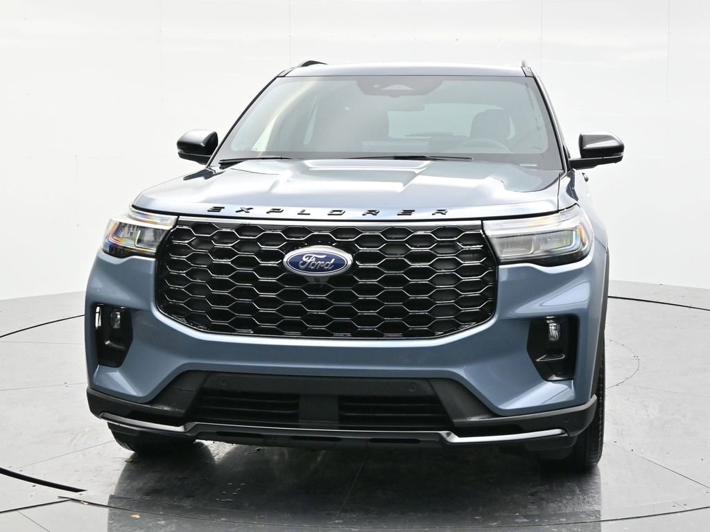 New 2026 Ford Explorer ST-Line AWD/4WD image 2