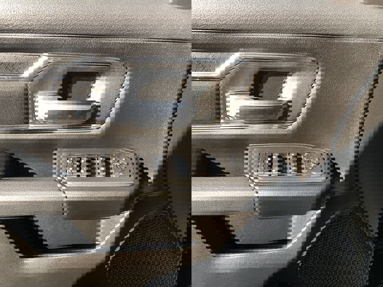 New 2026 RAM 1500 4x4 Crew Cab image 20