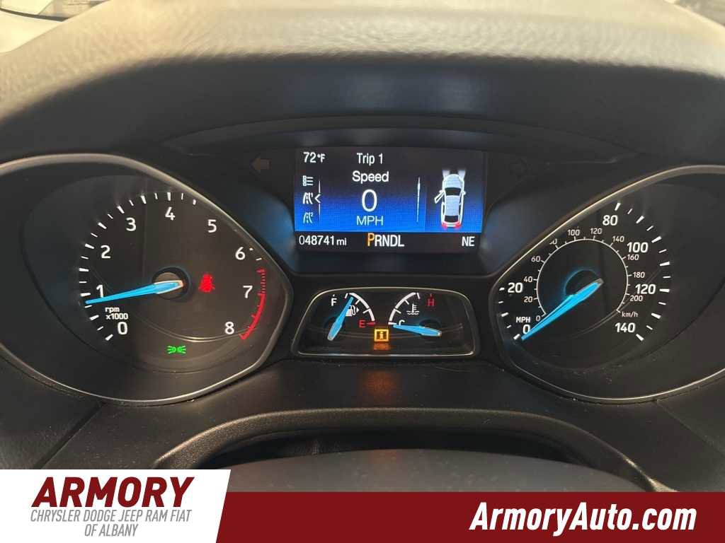 Used 2017 Ford Focus SE w/ Cold Weather Package image 14