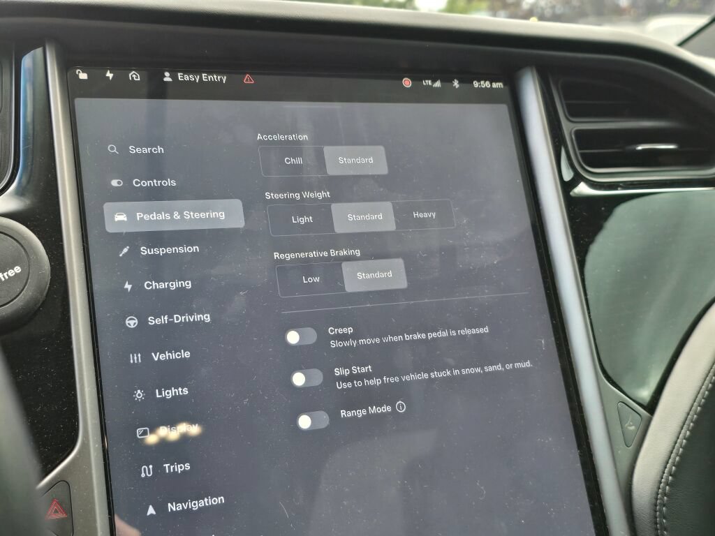 Used 2018 Tesla Model X 75D AWD/4WD image 29