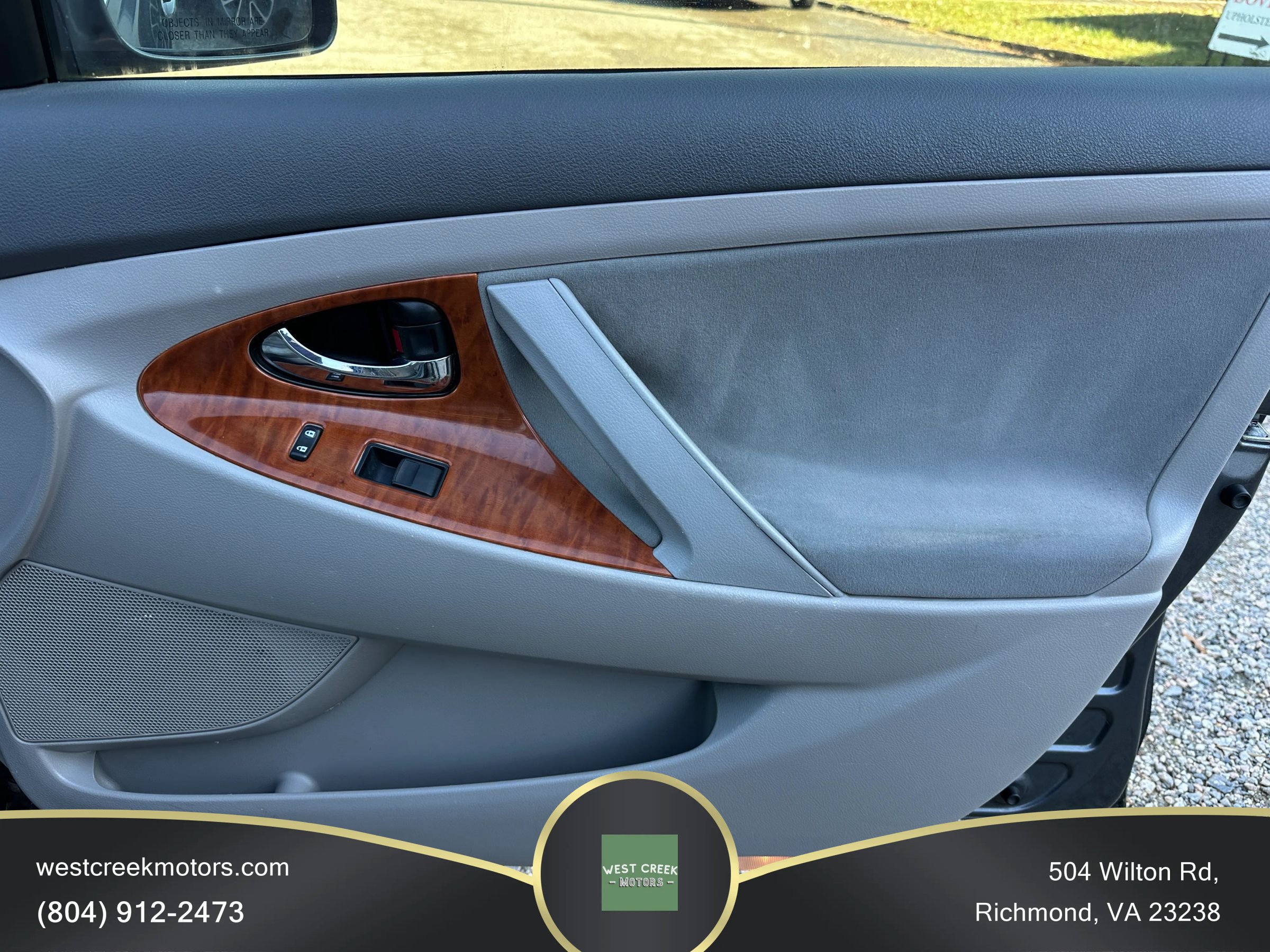 Used 2009 Toyota Camry LE image 16