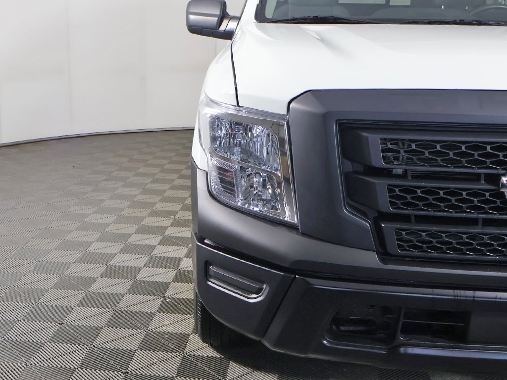 Used 2022 Nissan Titan S w/ S Utility Package image 11