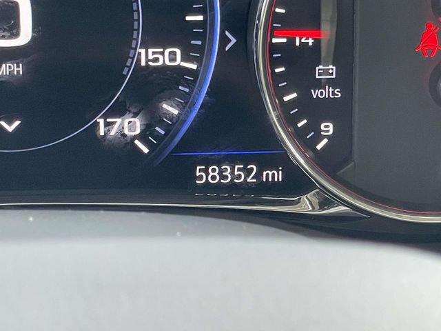 Certified 2022 GMC Acadia Denali w/ Denali Ultimate Package AWD/4WD image 22