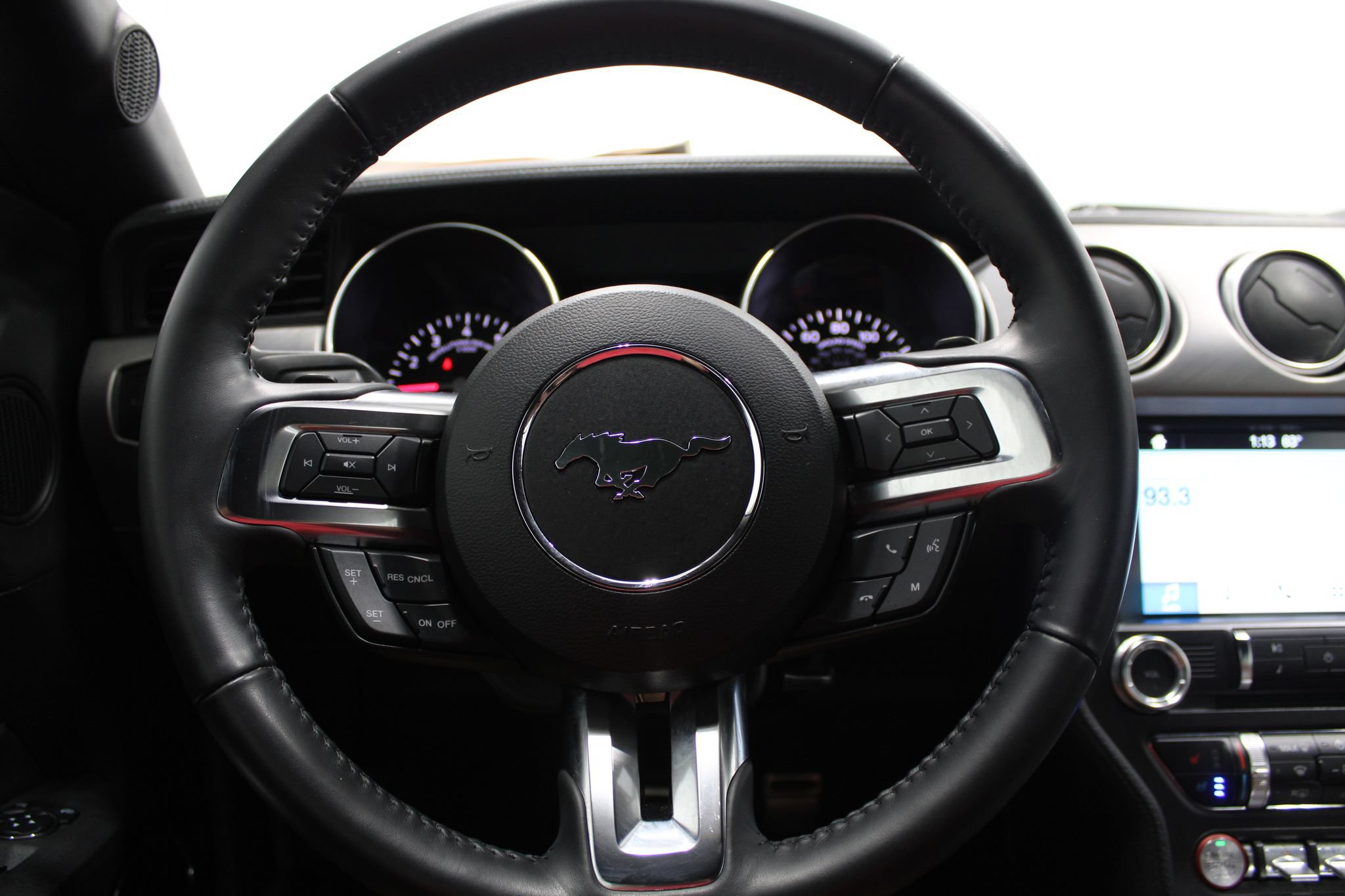 Used 2018 Ford Mustang GT Premium RWD image 24