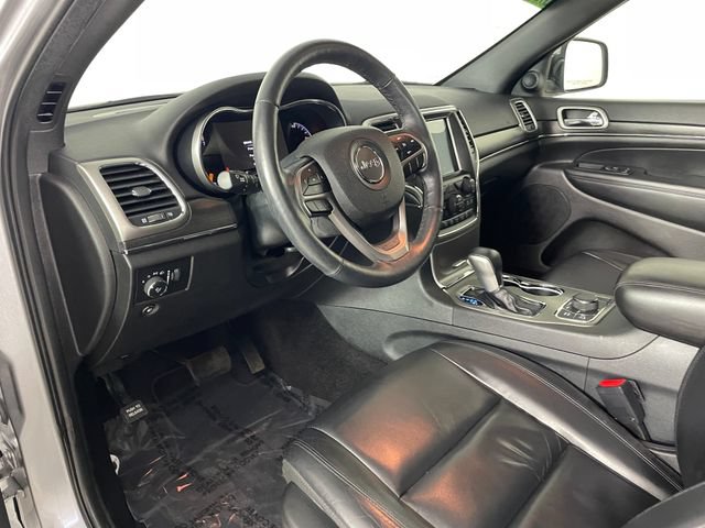Used 2018 Jeep Grand Cherokee Limited AWD/4WD image 3