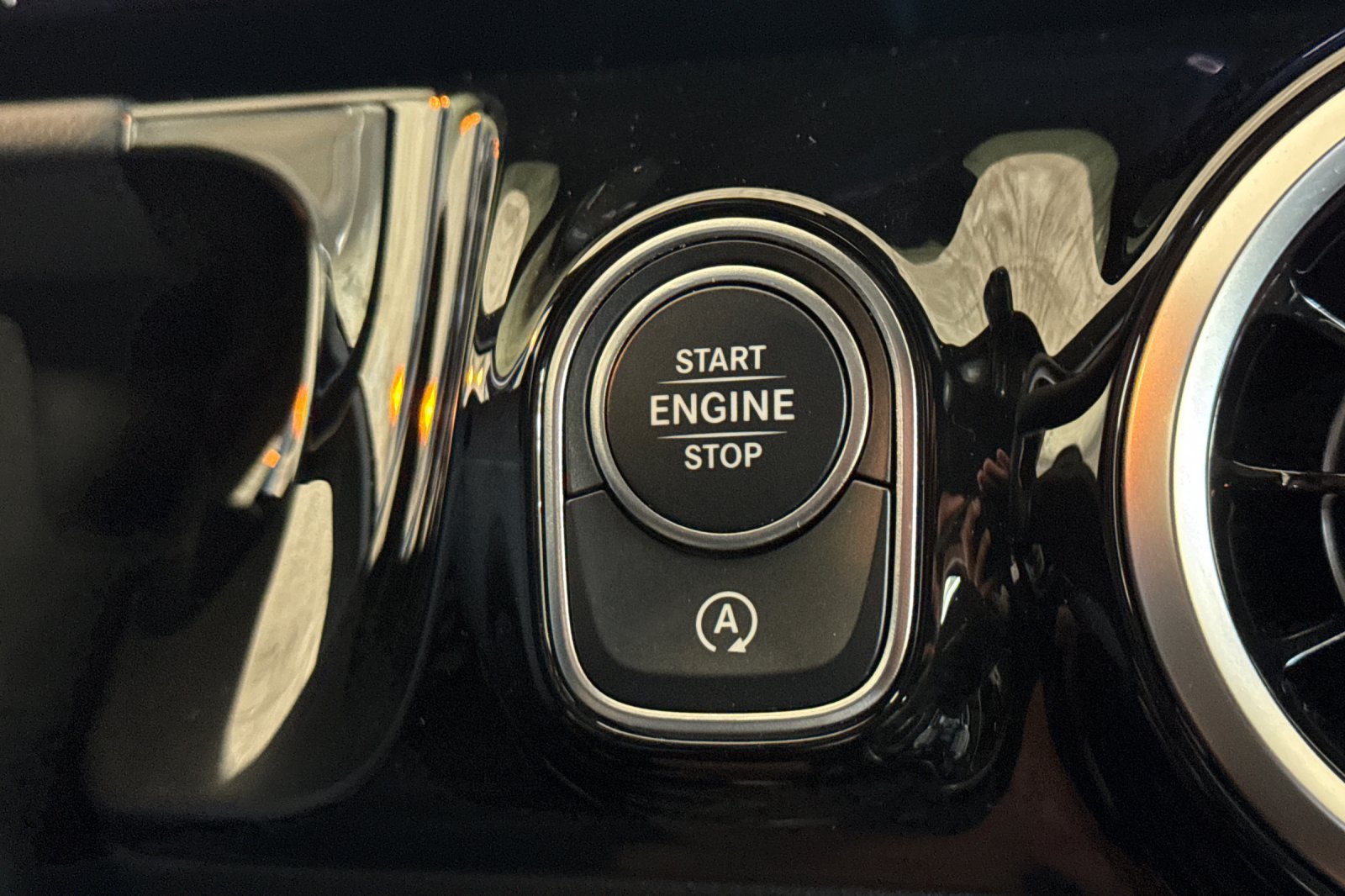 Used 2026 Mercedes-Benz GLA 250 4MATIC image 27