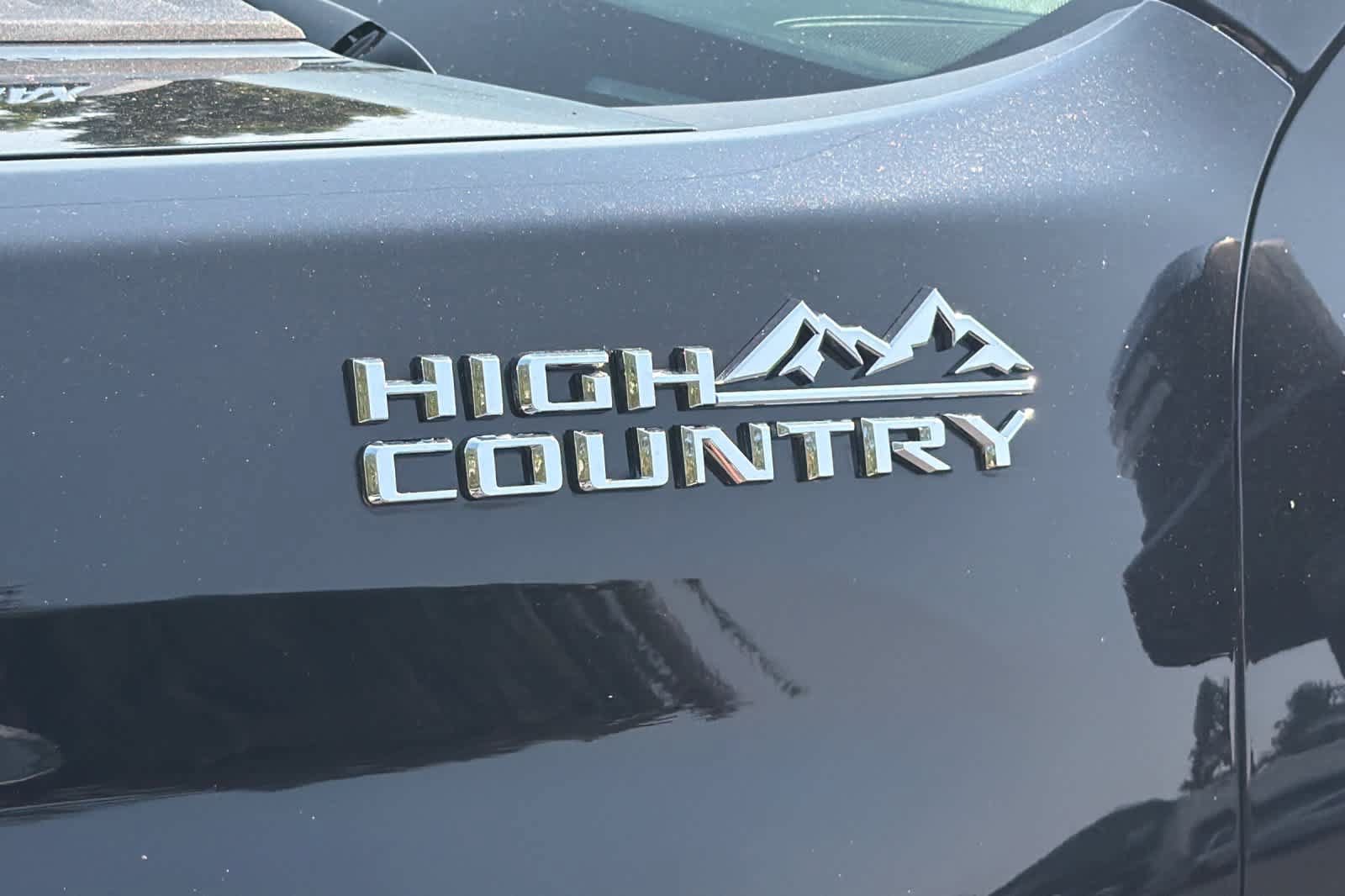 Used 2021 Chevrolet Silverado 3500 High Country w/ Safety Package II AWD/4WD image 12