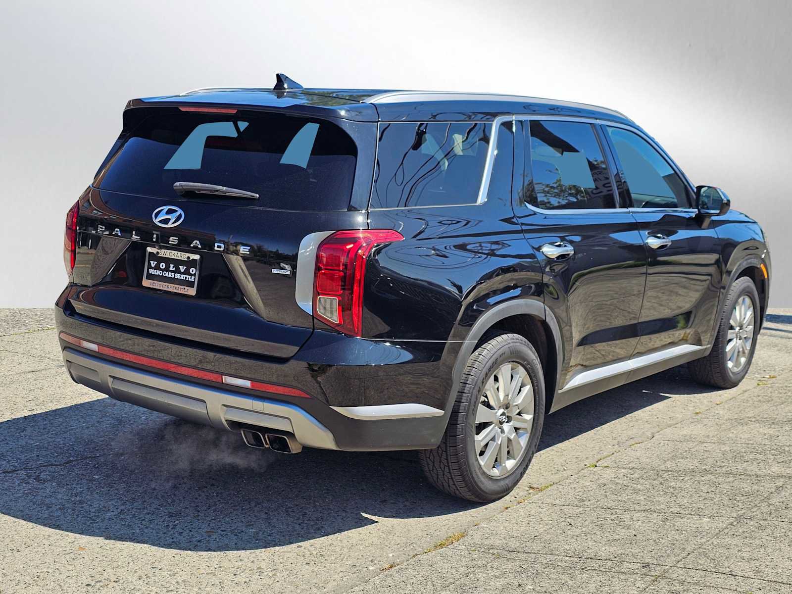 Used 2023 Hyundai Palisade SEL AWD/4WD image 3