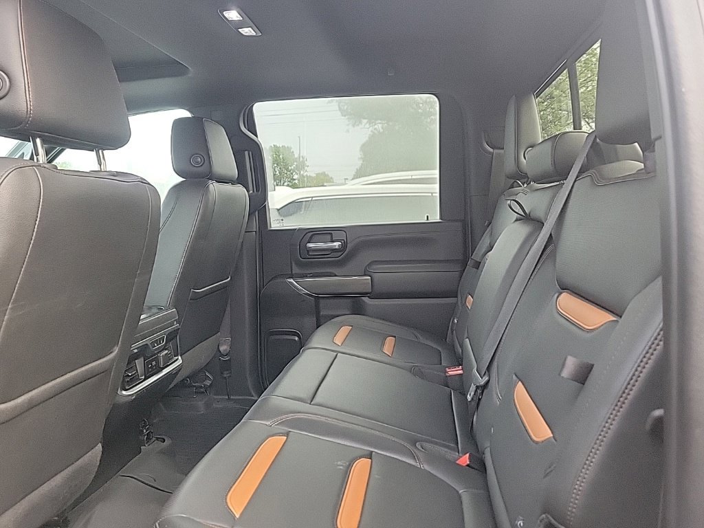 Used 2020 GMC Sierra 2500 AT4 w/ Technology Package AWD/4WD image 15