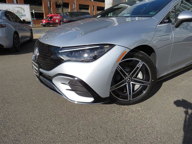 Used 2023 Mercedes-Benz EQE 350+ 4MATIC Sedan image 24