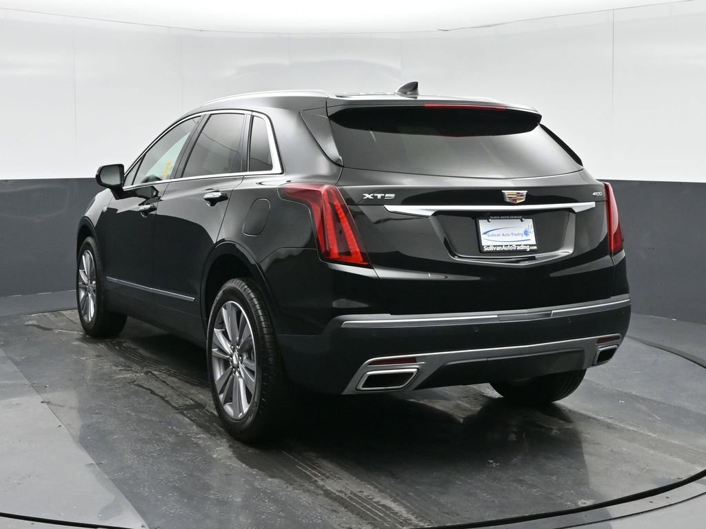 Used 2025 Cadillac XT5 Premium Luxury image 5