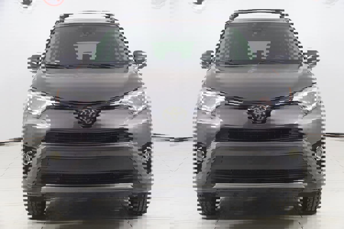 Used 2017 Toyota RAV4 XLE image 45